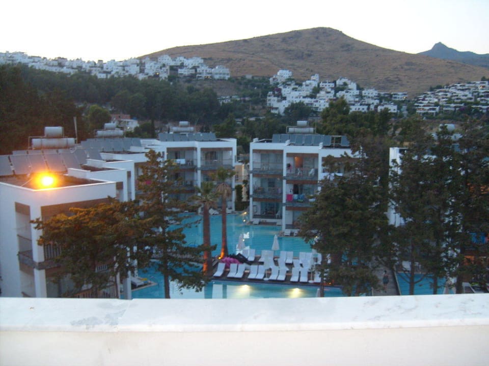 Widok z tarasu na dachu hotelu Ladonia Hotels Mio Bianco