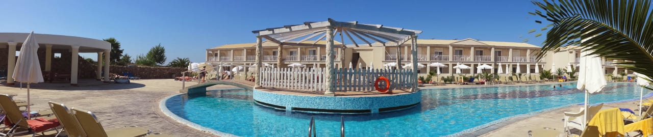 Pool Relaxzone Sandy Beach Resort