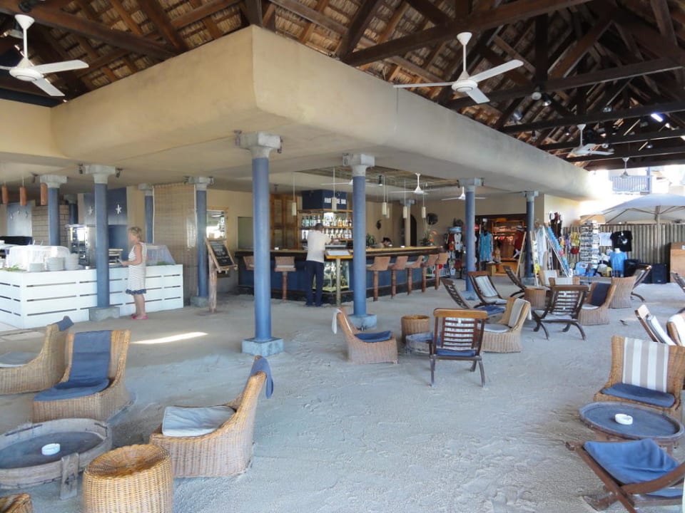 Foot Loose Bar Veranda Pointe aux Biches Hotel