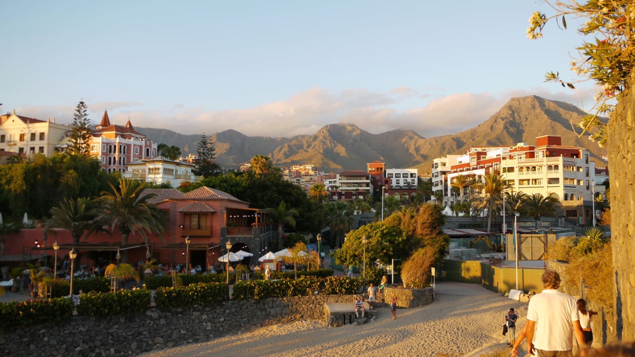 Playa del Duque LABRANDA Bahía y Villas Fañabé