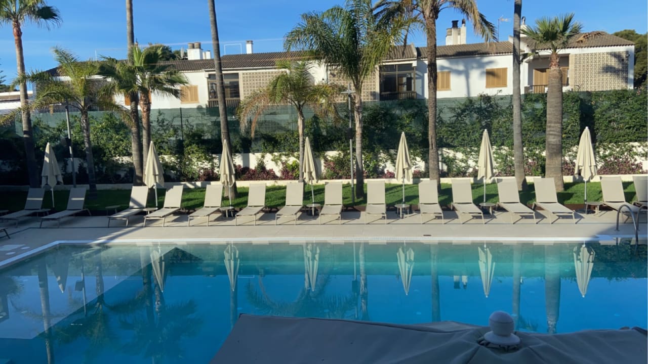 Pool Paradiso Garden