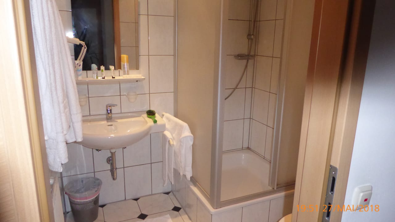 Zimmer Landhotel im Knüllgebirge Wettlaufer