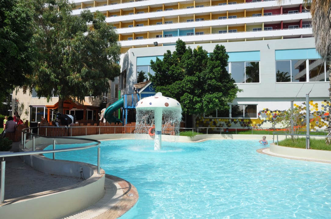Basen dla dzieci Esperides Beach Resort