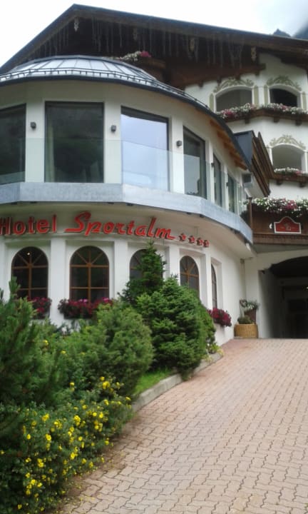 Außenansicht Alpine Resort Sportalm