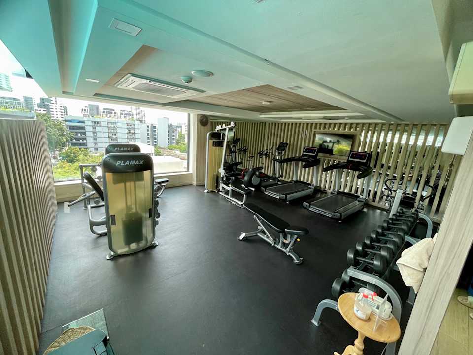 Sport & Freizeit Adelphi Forty-Nine