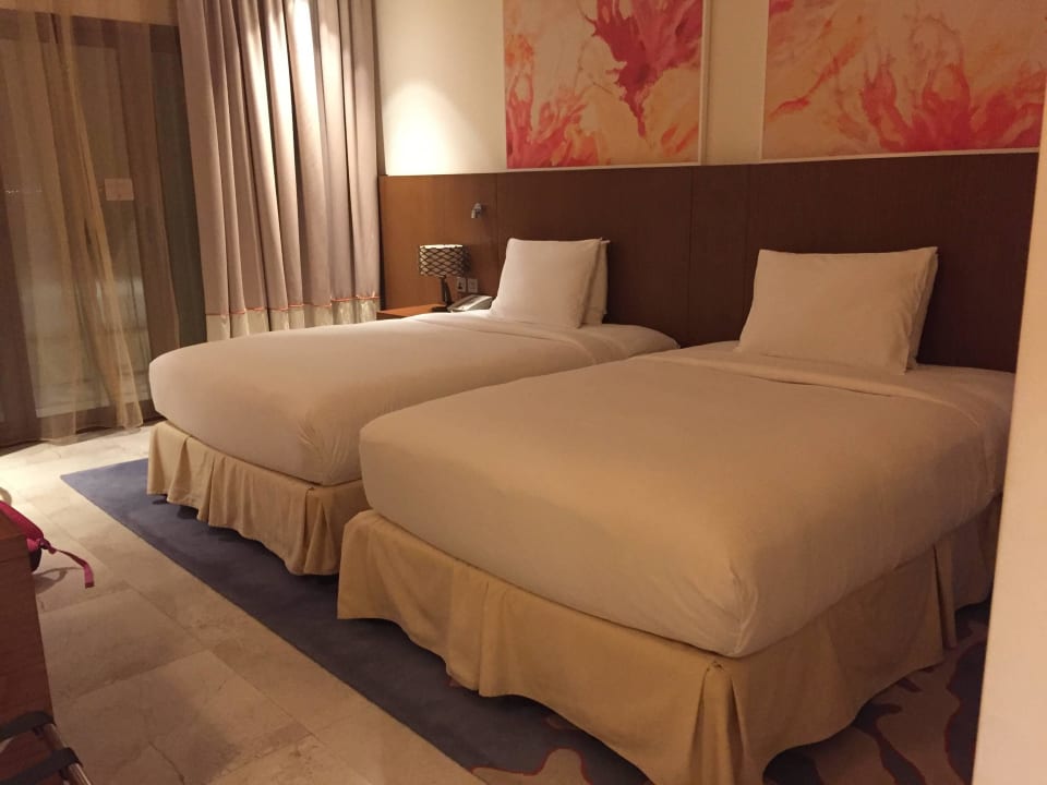 Doppelzimmer DoubleTree by Hilton Resort & Spa Marjan Island