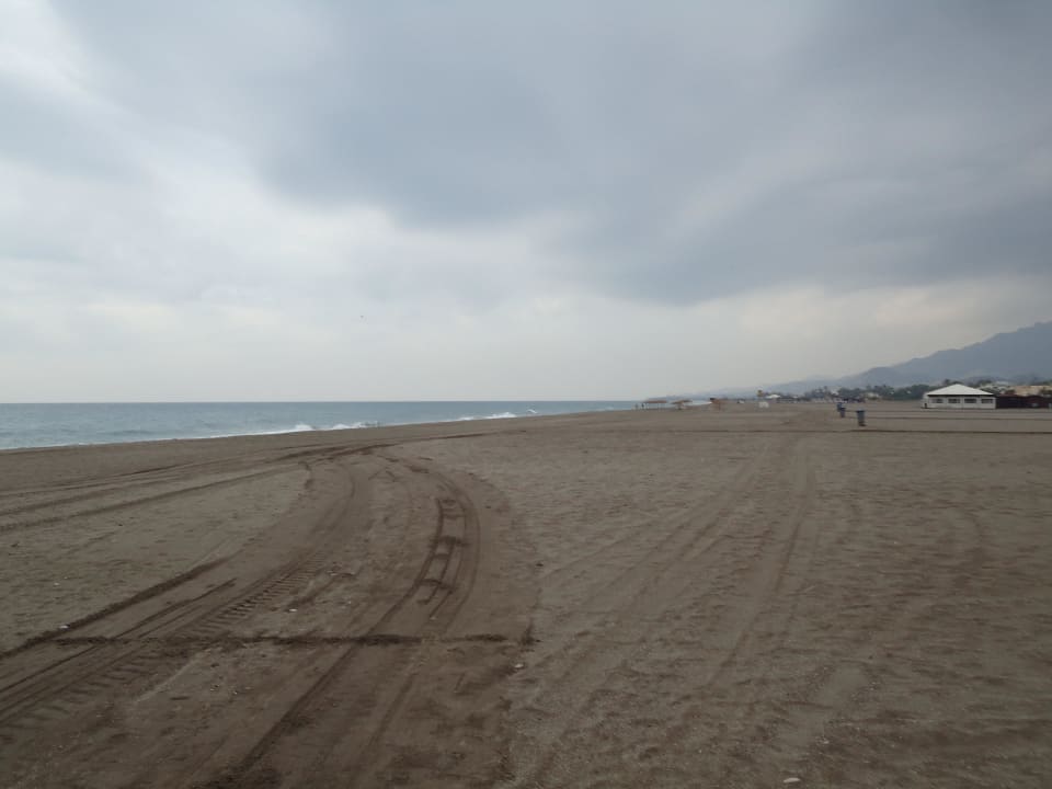 Leider an dem Tag bewölkt Playazimbali Hotel