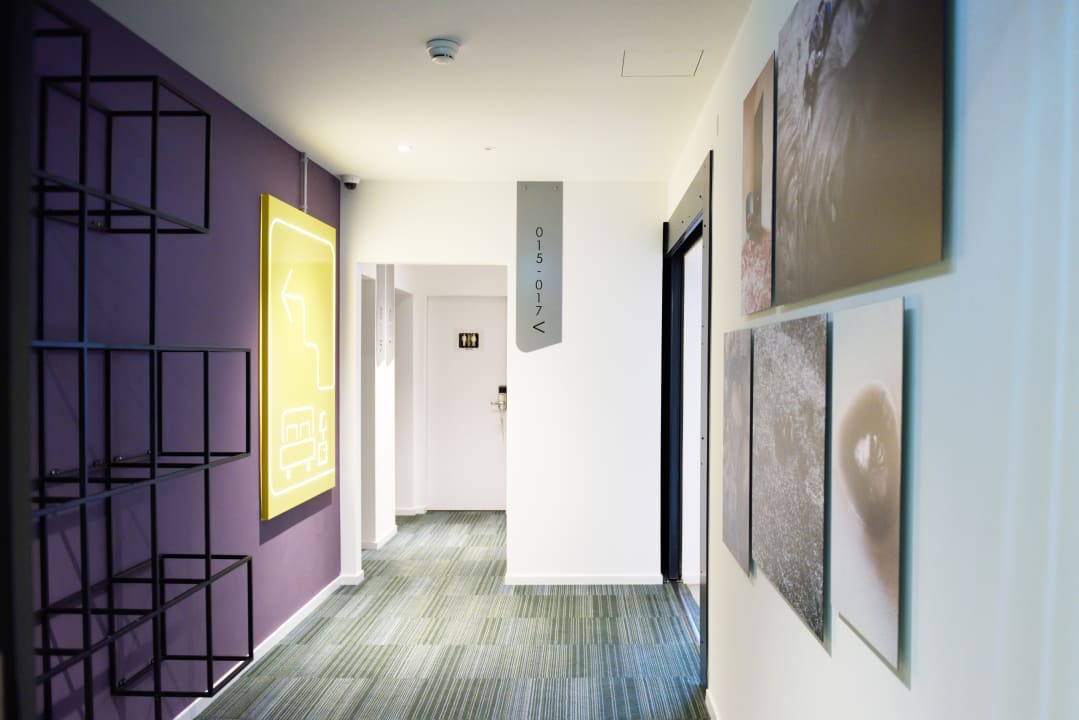 Sonstiges ibis Styles Sierre Hotel