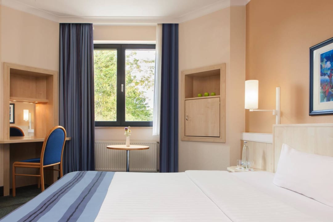 Business Single IntercityHotel Magdeburg