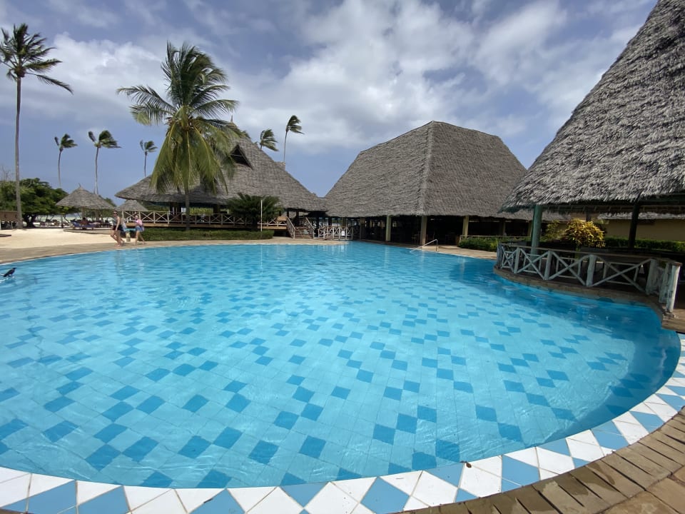 Pool Neptune Pwani Beach Resort & Spa