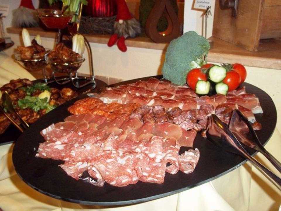 Vorspeisebüffet zum 4. Abendmenü Alphotel Tyrol