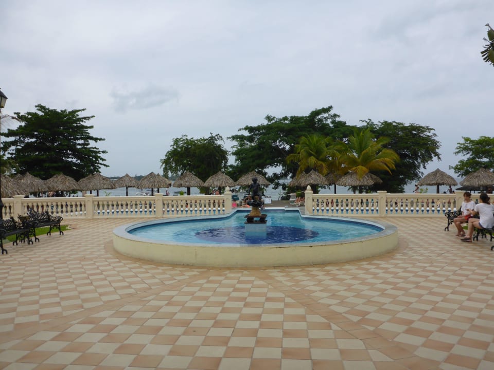 Blick zum Pool Hotel Riu Negril