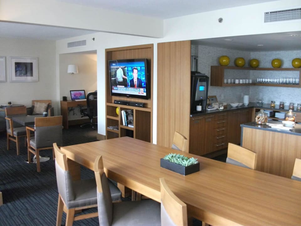 Regency Club Lounge Hotel Hyatt Regency Vancouver