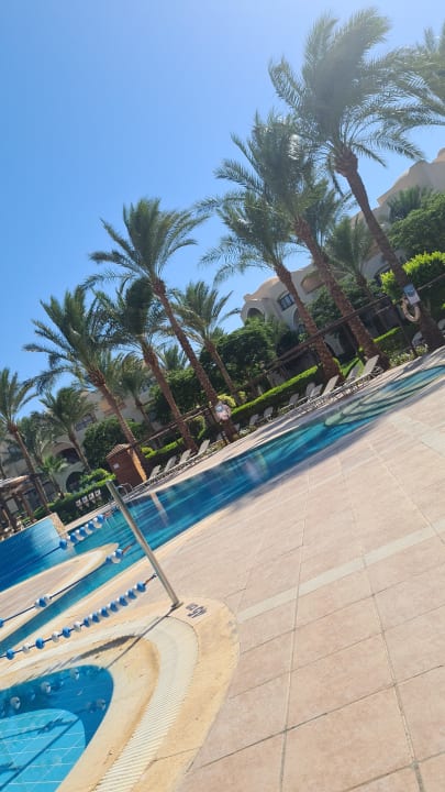 Pool JAZ Neo Saraya Palms