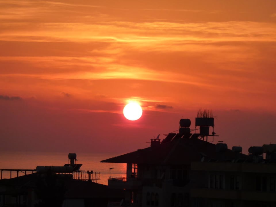 Sonnenuntergang Hotel Club Paradiso