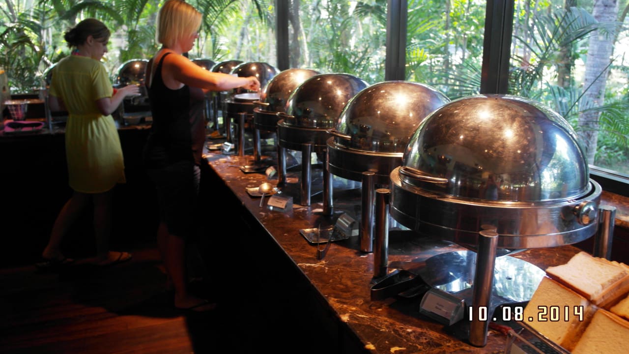 Etwas warmes Dusit Thani Krabi Beach Resort