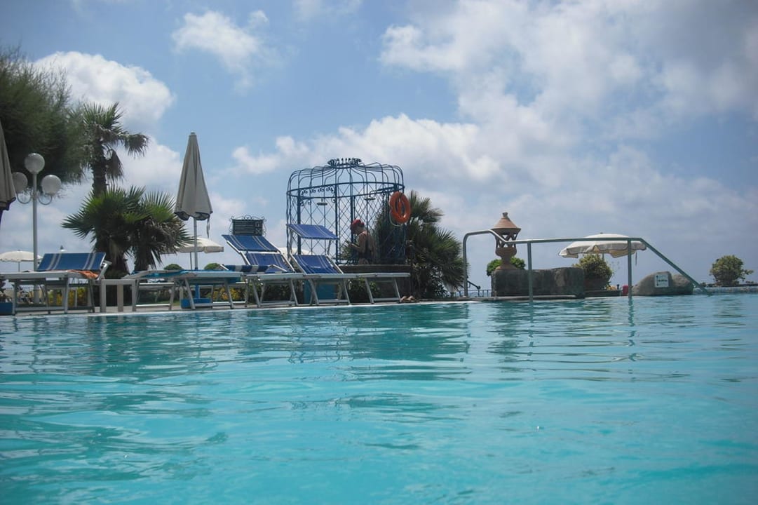 Blick aus dem Pool  Hotel Tritone Terme & Spa