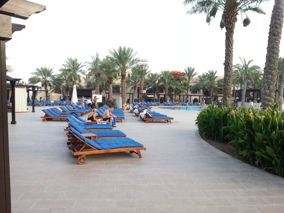 Pool Miramar Al Aqah Beach Resort