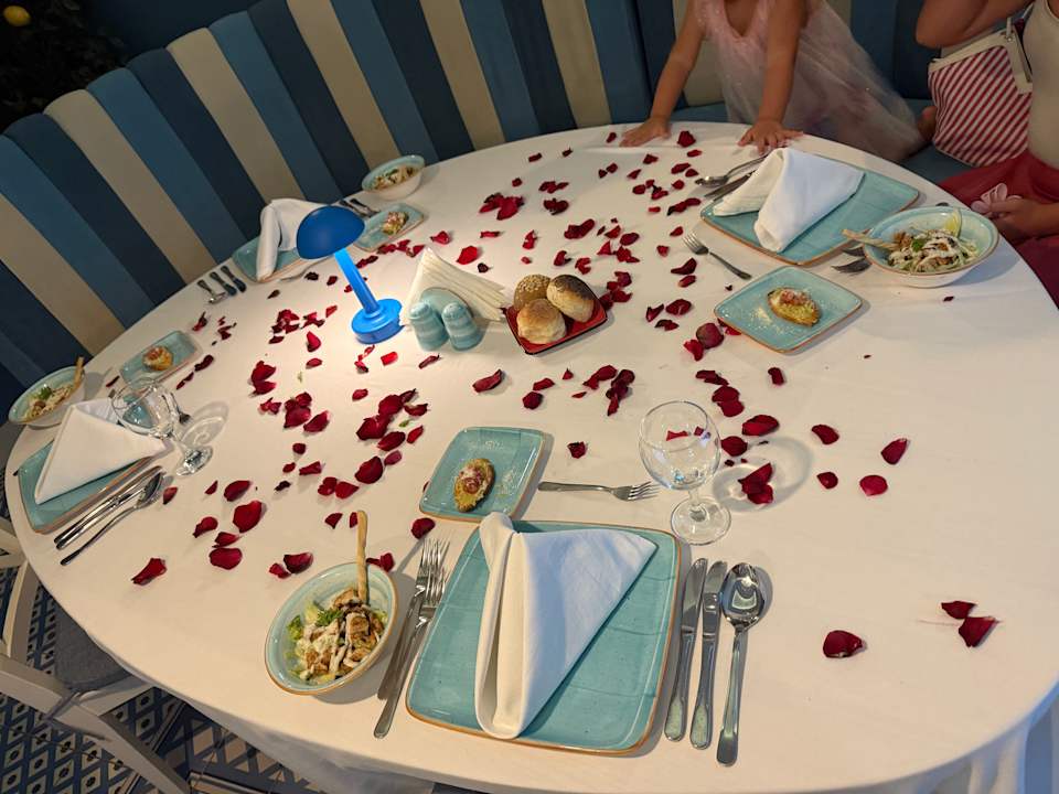 Gastro Hotel Royal Garden Beach