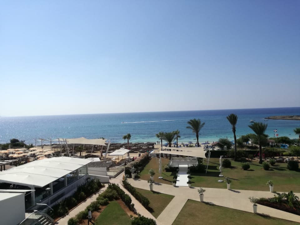 Außenansicht Asterias Beach