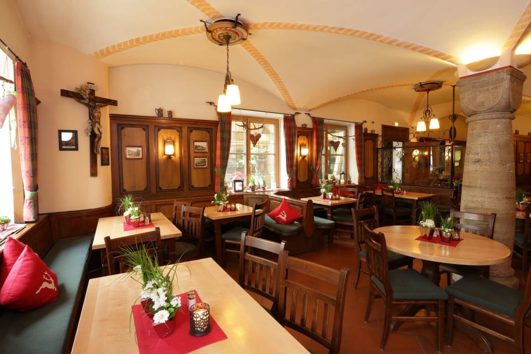 Bräustüberl (a la Carte) Klosterhotel Ludwig der Bayer