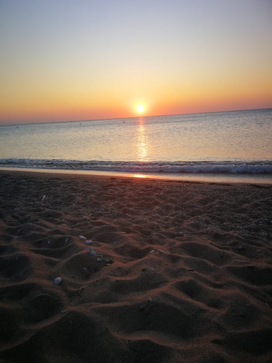 Strand Pegasos Deluxe Beach Hotel