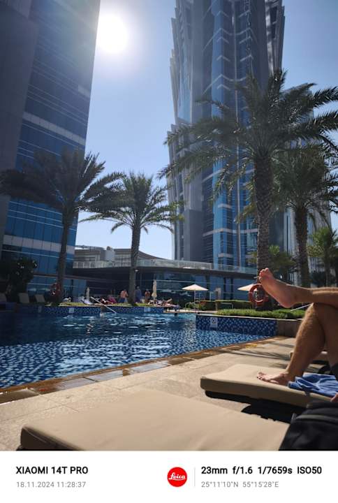 Pool JW Marriott Marquis Hotel Dubai