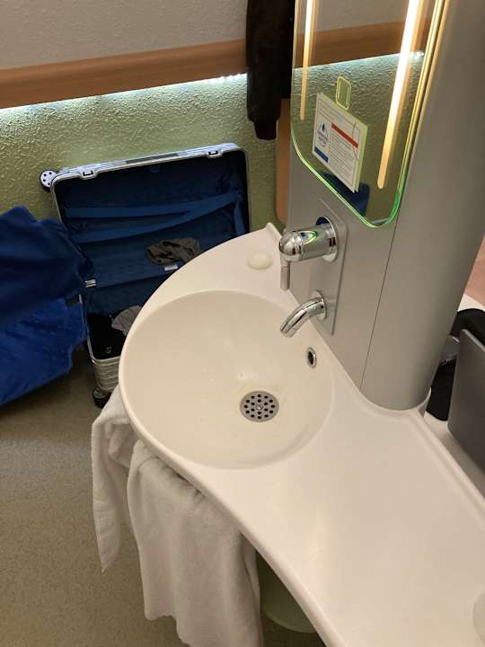 Zimmer ibis budget Köln Messe
