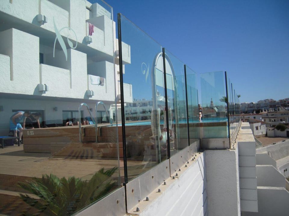 Taras z basenem Rocamar Exclusive Hotel & Spa