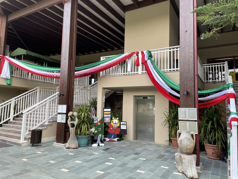 Gastro Club Grand Side