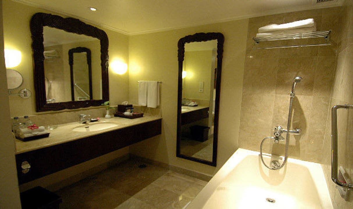 Badezimmer Hotel Sheraton Senggigi Lombok Beach Resort