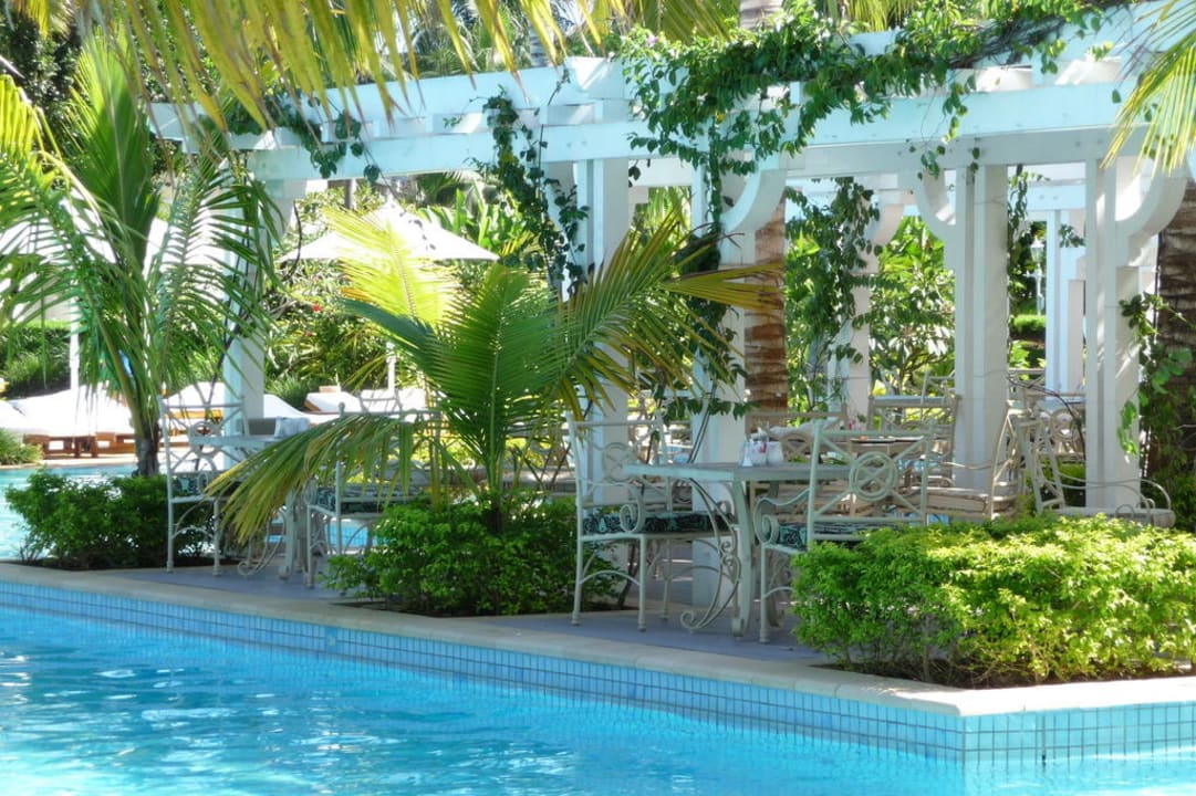 Essen am Pool Sugar Beach Mauritius