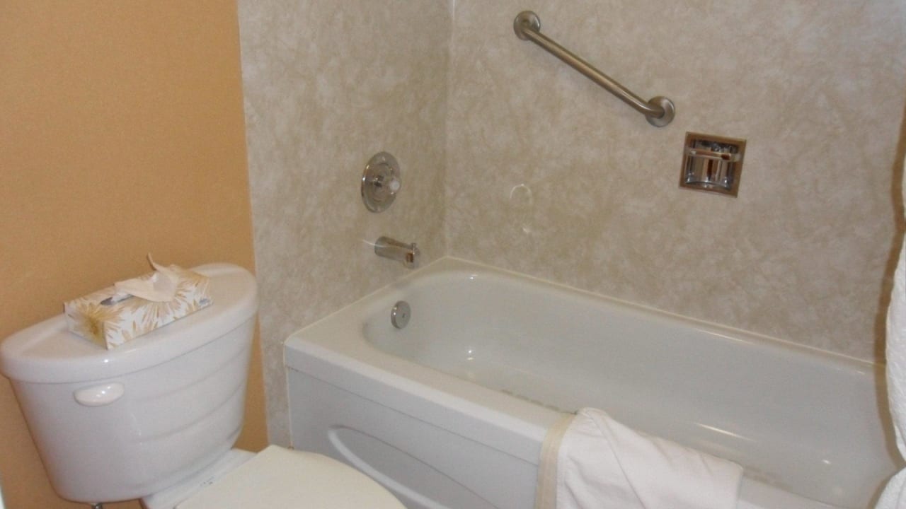 Dusche/Wanne Hotel Accent Inn