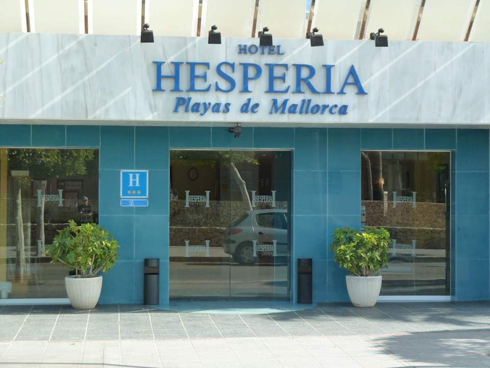 Hoteleingang H10 Casa del Mar