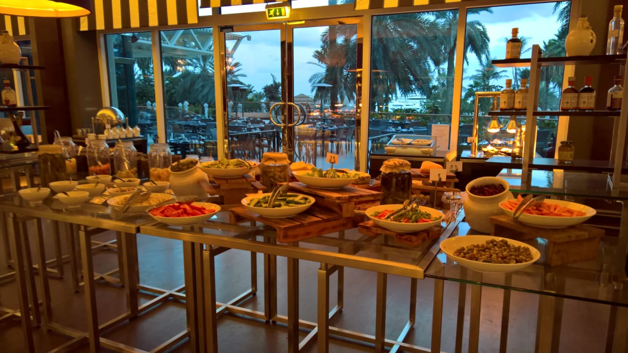 Gastro Le Meridien Mina Seyahi Beach Resort & Waterpark