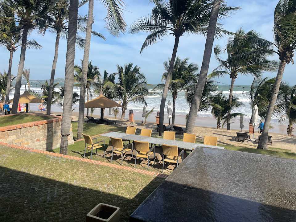 Strand Pandanus Resort