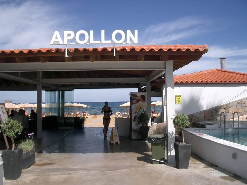 Durchgang vom Hotel zum Strand allsun Hotel Carolina Mare