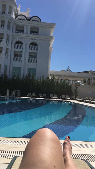 Pool Well Palace Side