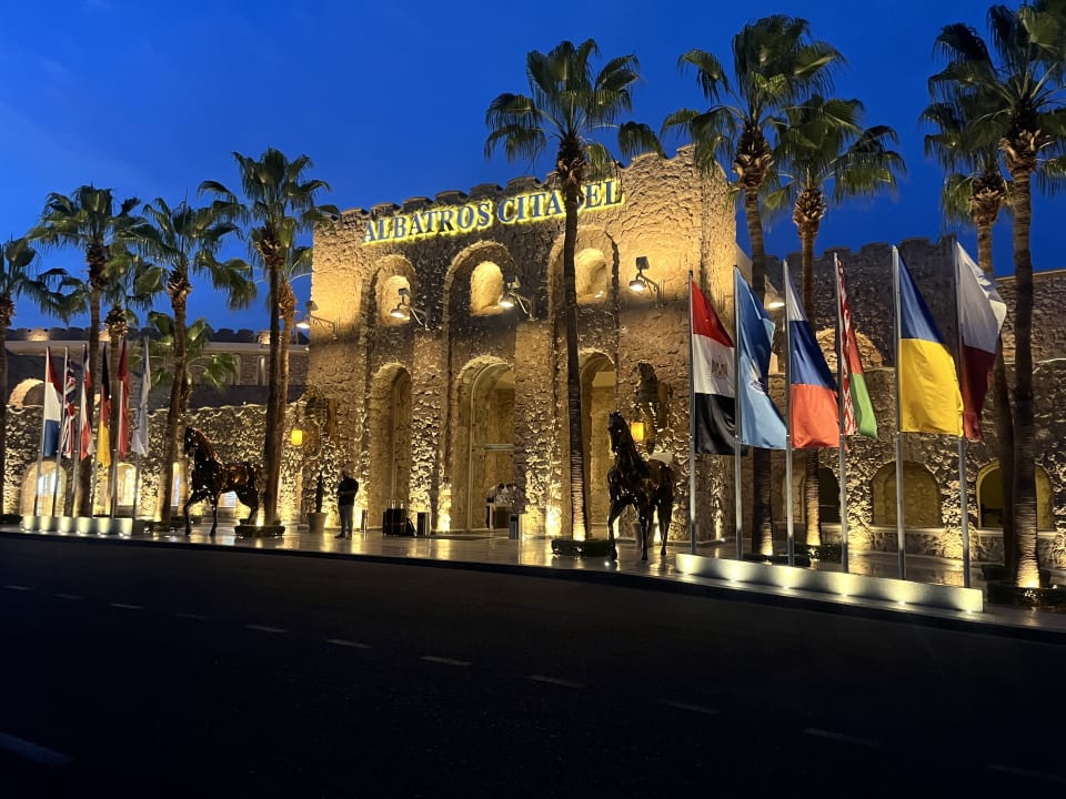 Außenansicht Pickalbatros Citadel Resort