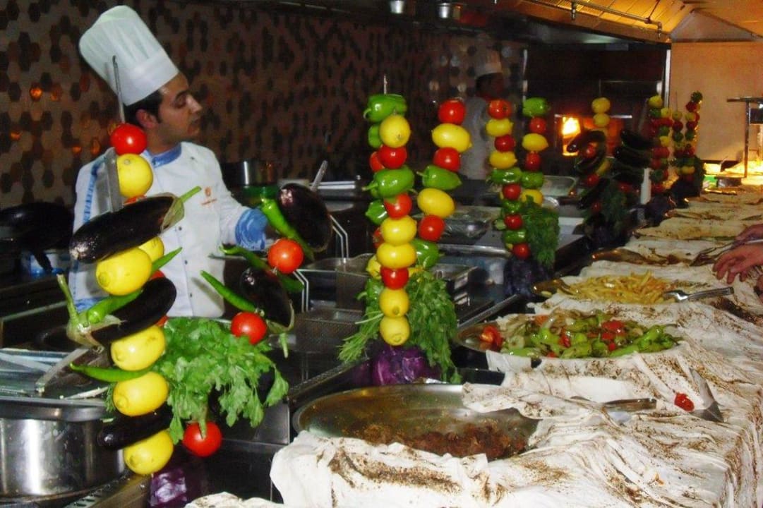Showkochen beim türkischen Abend Seamelia Beach Resort