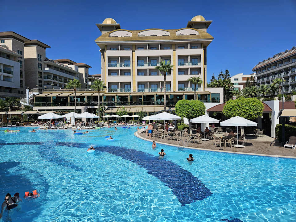 Außenansicht Aydinbey Kings Palace & Spa