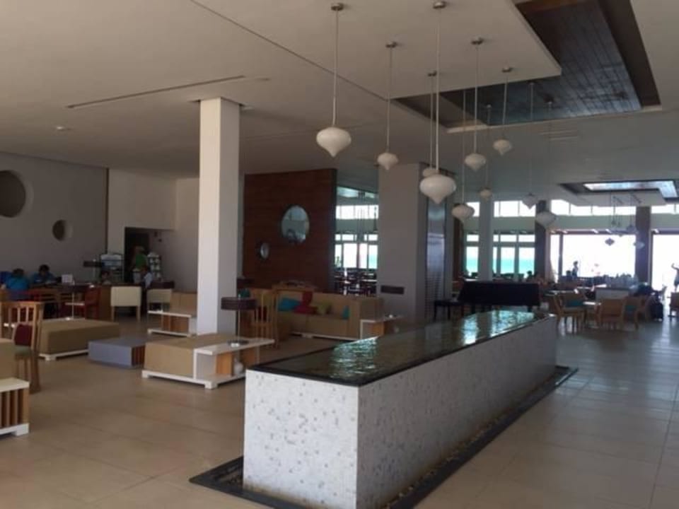 Lobby Playa Vista Azul