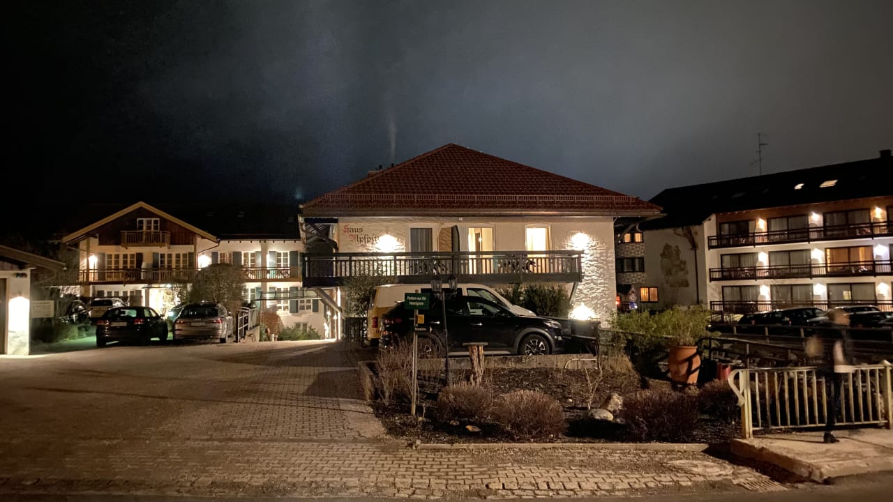 Außenansicht Berghotel Hammersbach