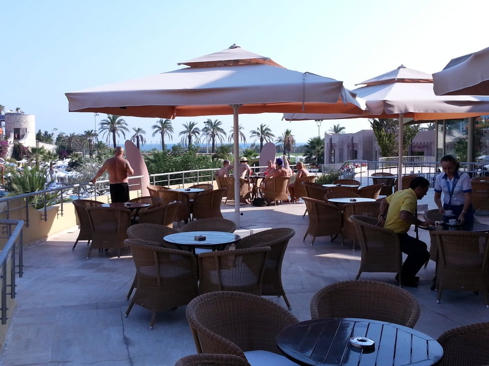 Akdeniz Bar Blue Waters Club