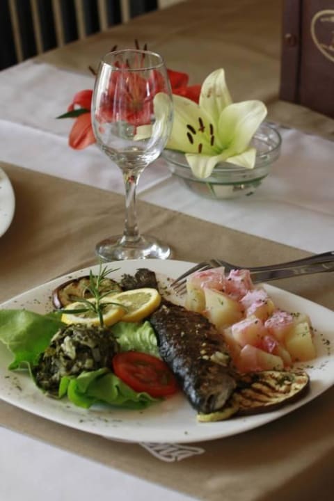 Fisch in Mostar Hotel Kriva Cuprija 2