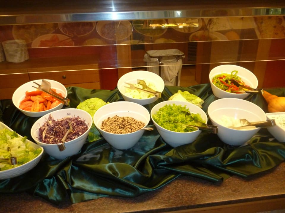 Salat Valentin Somni Hotel & Suites