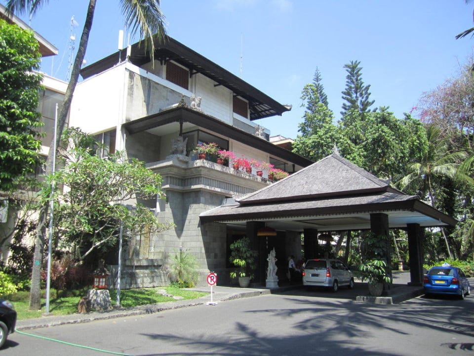 Haupteingang Prama Sanur Beach Bali