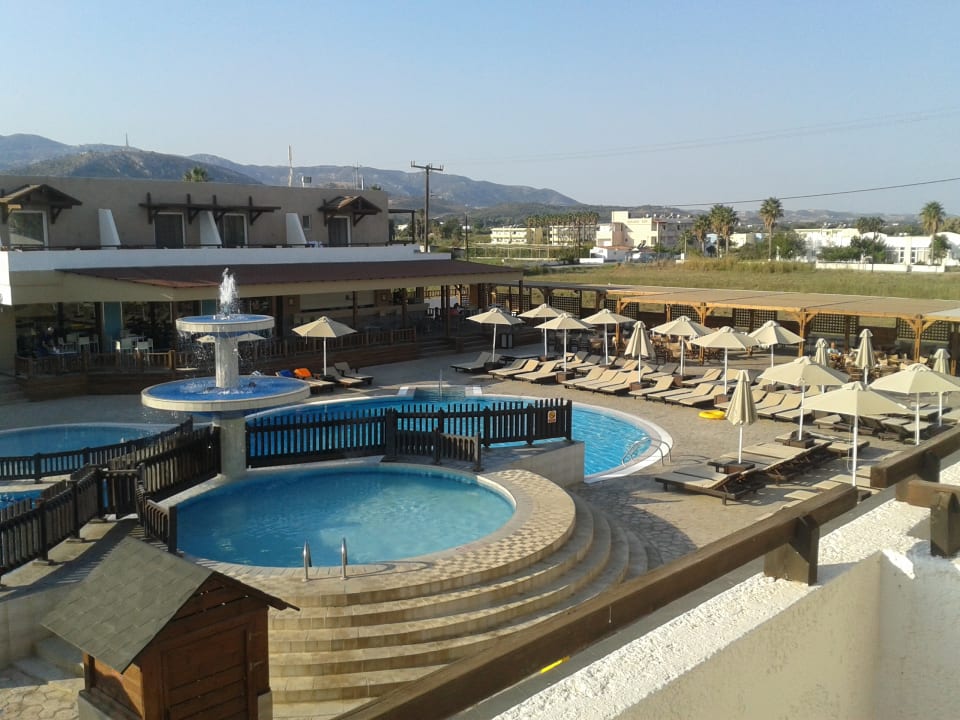 Pool Hotel Gaia Village
