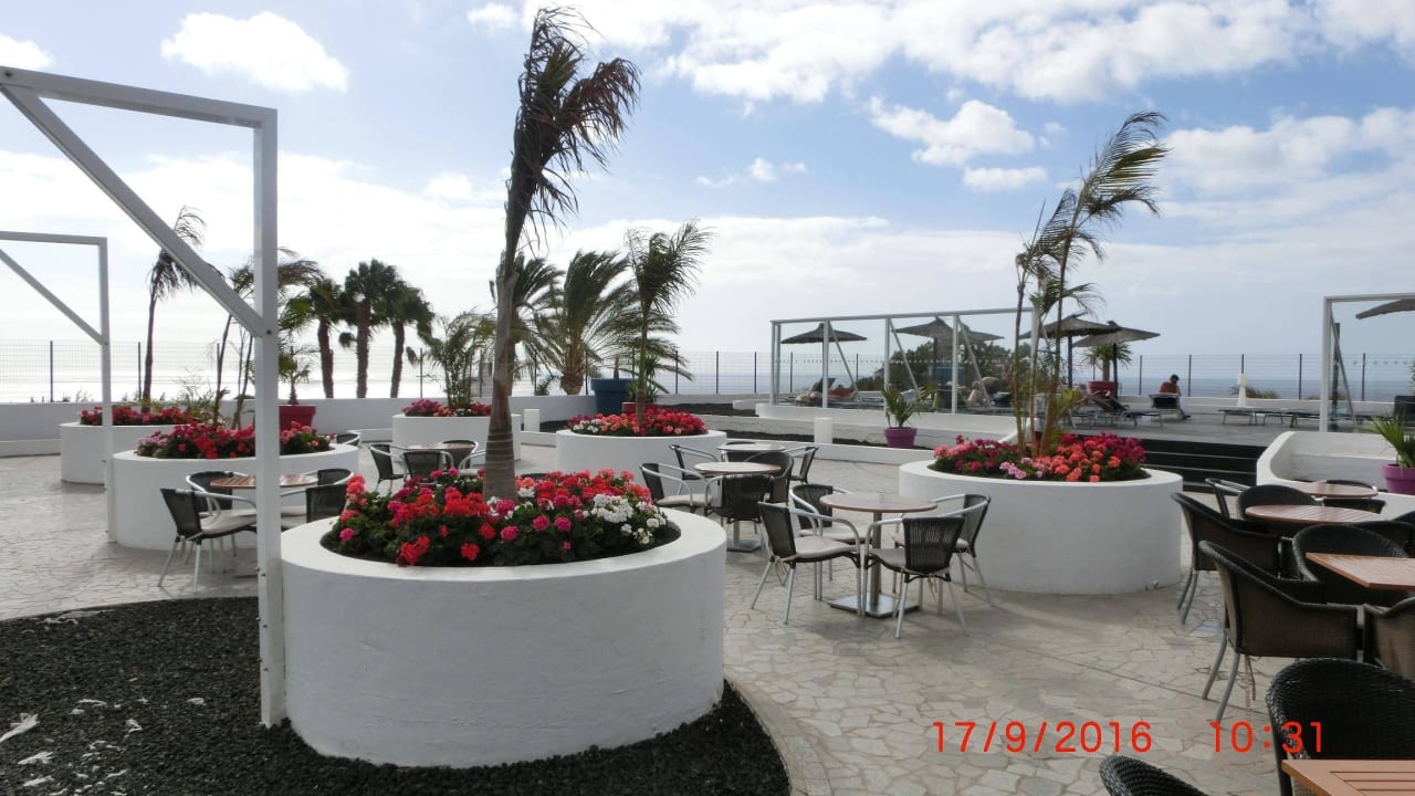 Die obere Terrasse allsun App.-Hotel Esquinzo Beach