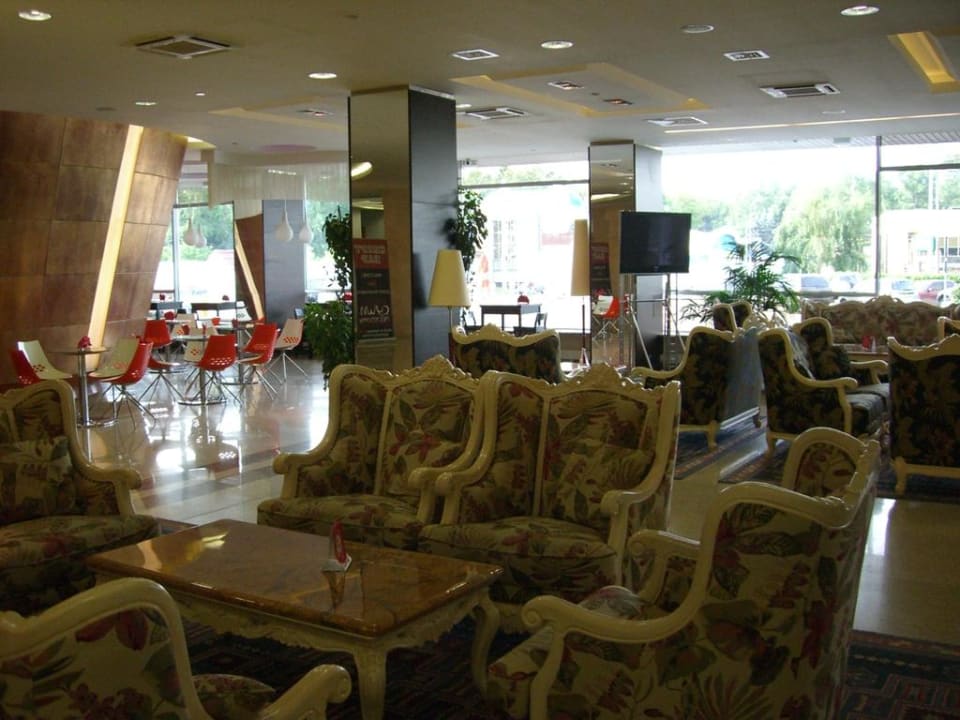 Lobby Izmailovo Alfa Hotel